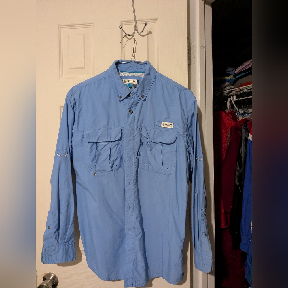 #237 Magellan Outdoors Fish Gear Button Up Fishing’sg Shirt Men’s Medium Blue